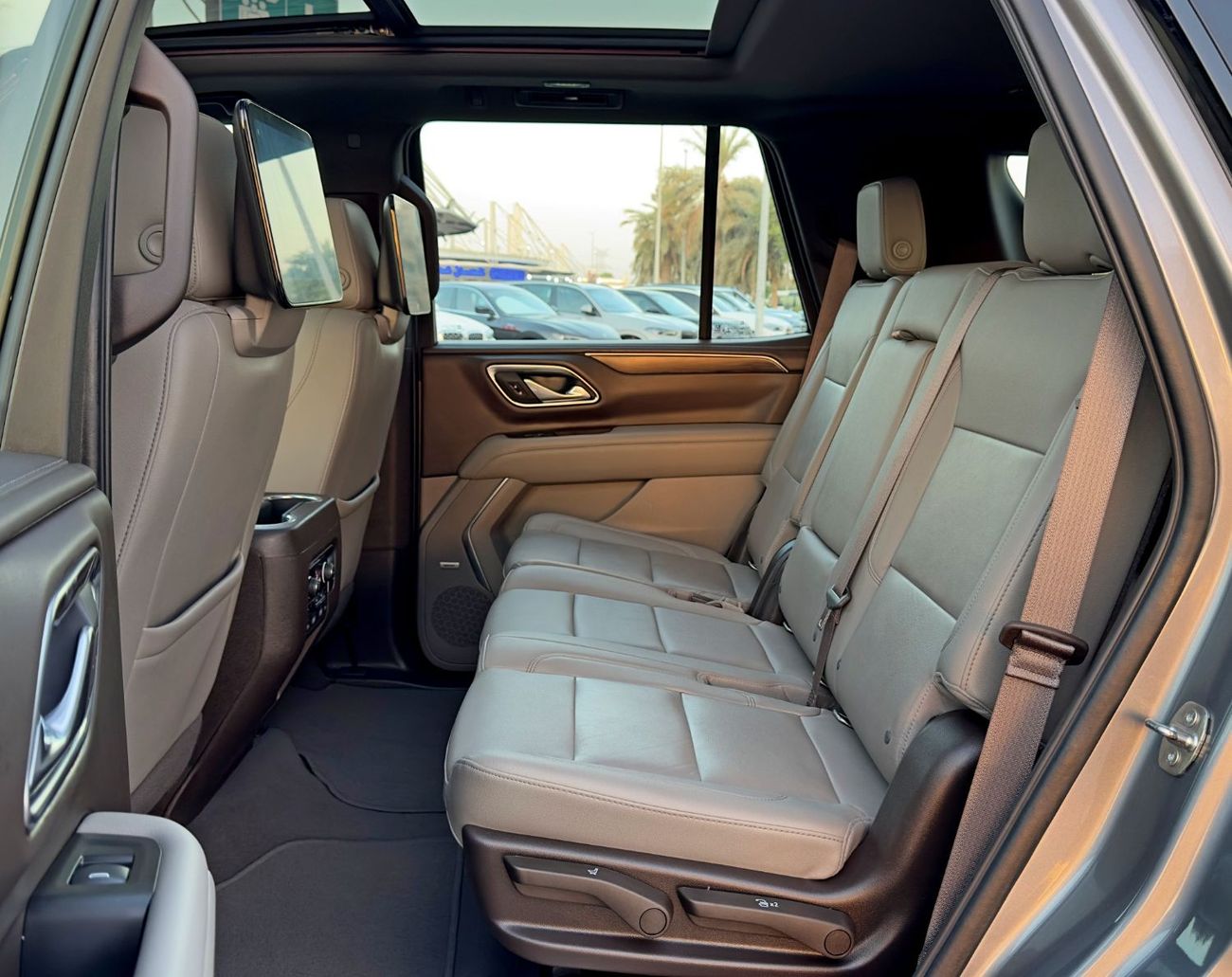 شيفروليه تاهو 2022 Chevrolet Tahoe Z71 6.2l V8, GCC Specifications1700