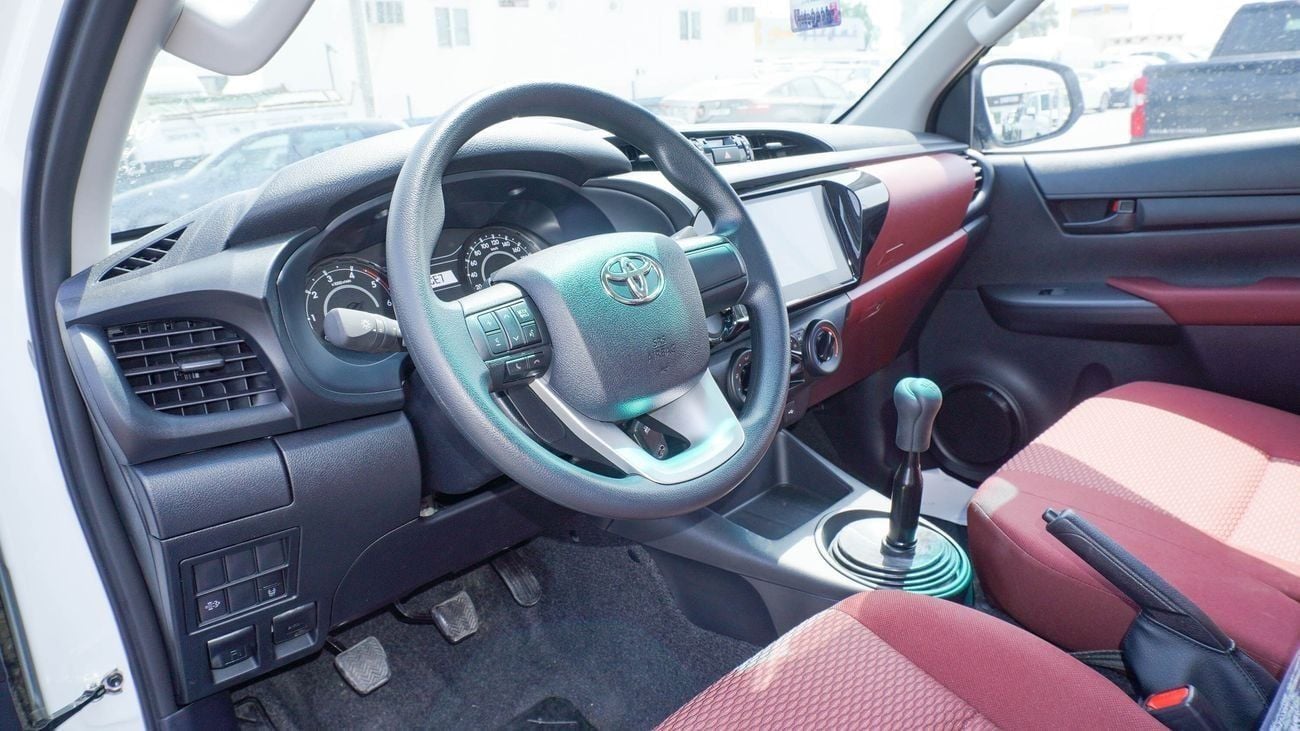 Toyota Hilux SGLX GL-2D  D-4D  2.4L Diesel