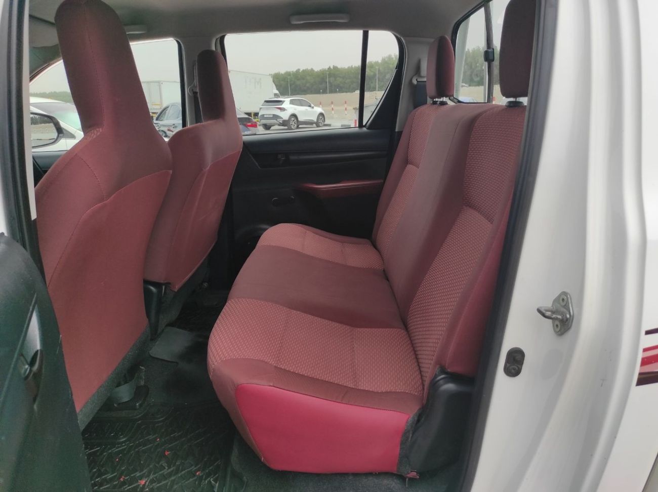 Toyota Hilux DLS 2.7L Toyota Hilux 2021 manual 4×2 petrol