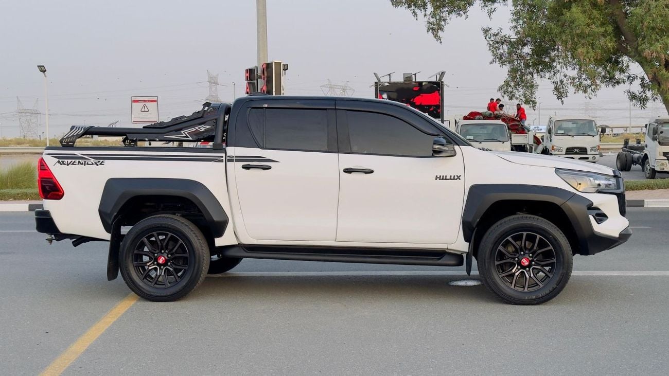 تويوتا هيلوكس -