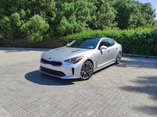 Kia Stinger Kia Stinger 2018 V4 2.0 turbo usa full opstions