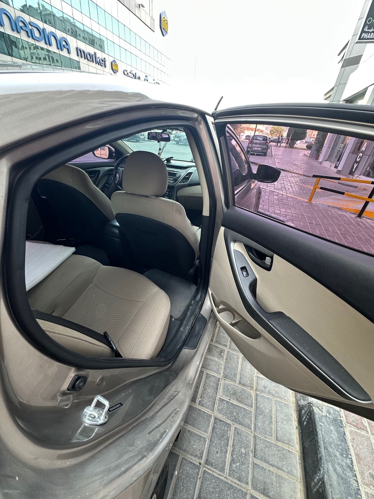 Hyundai Elantra 1.6L SE