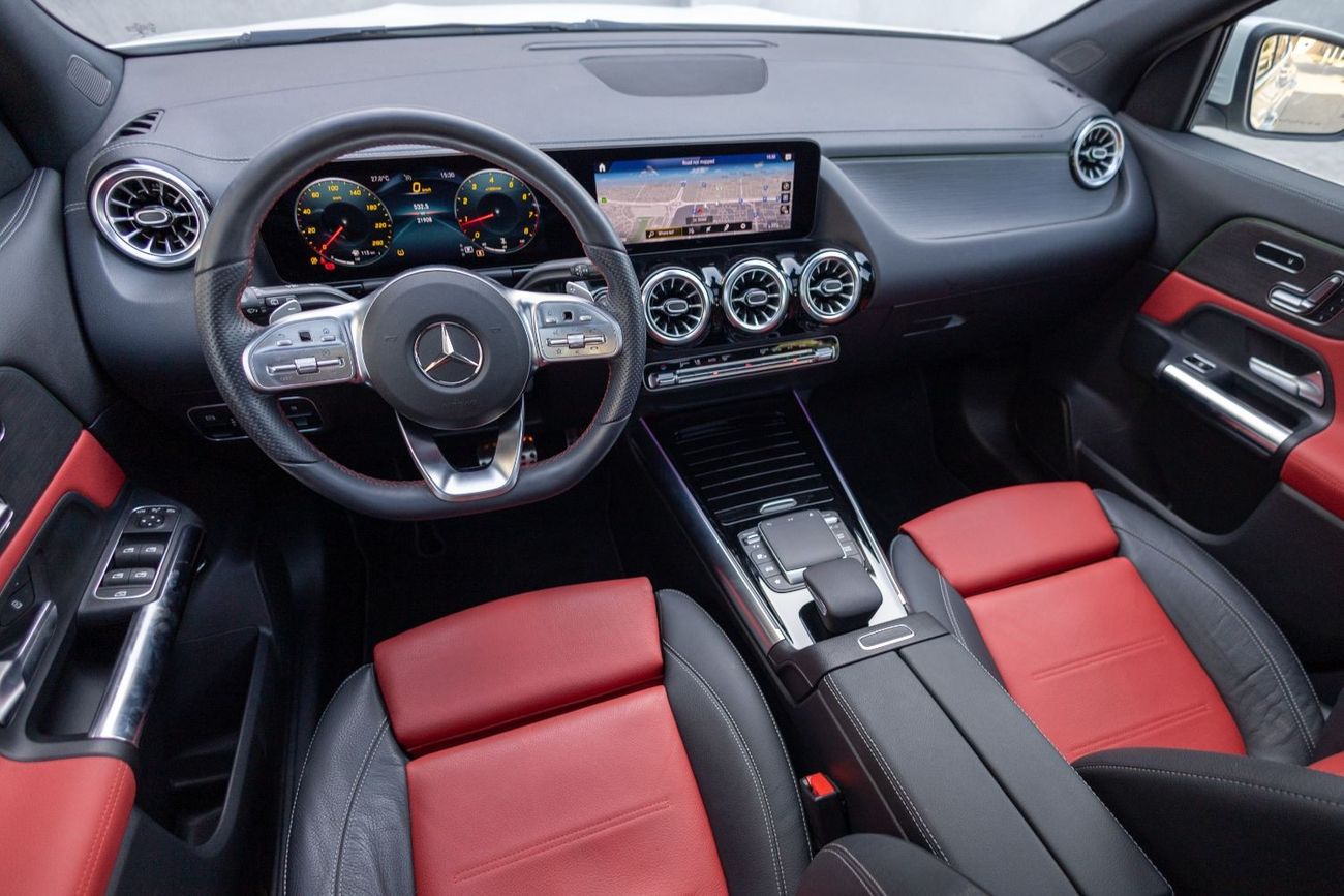 Mercedes-Benz GLA 200 Premium 1.4L