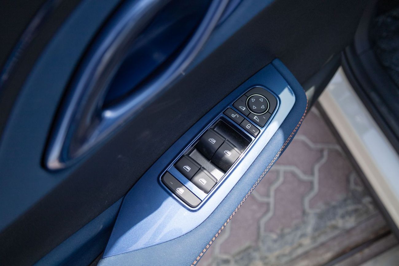 BYD Seagull 2025 BYD Seagull Flying - White Inside Blue | Export Only