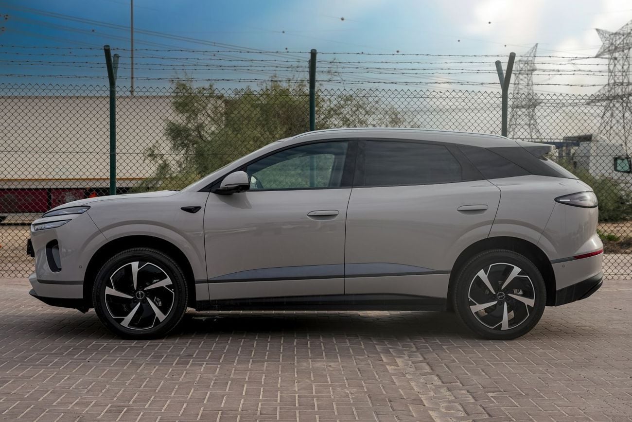 بي واي دي سيليون 06 STD  (NON GCC) 2025 BYD Sealion 06 EV 605km
