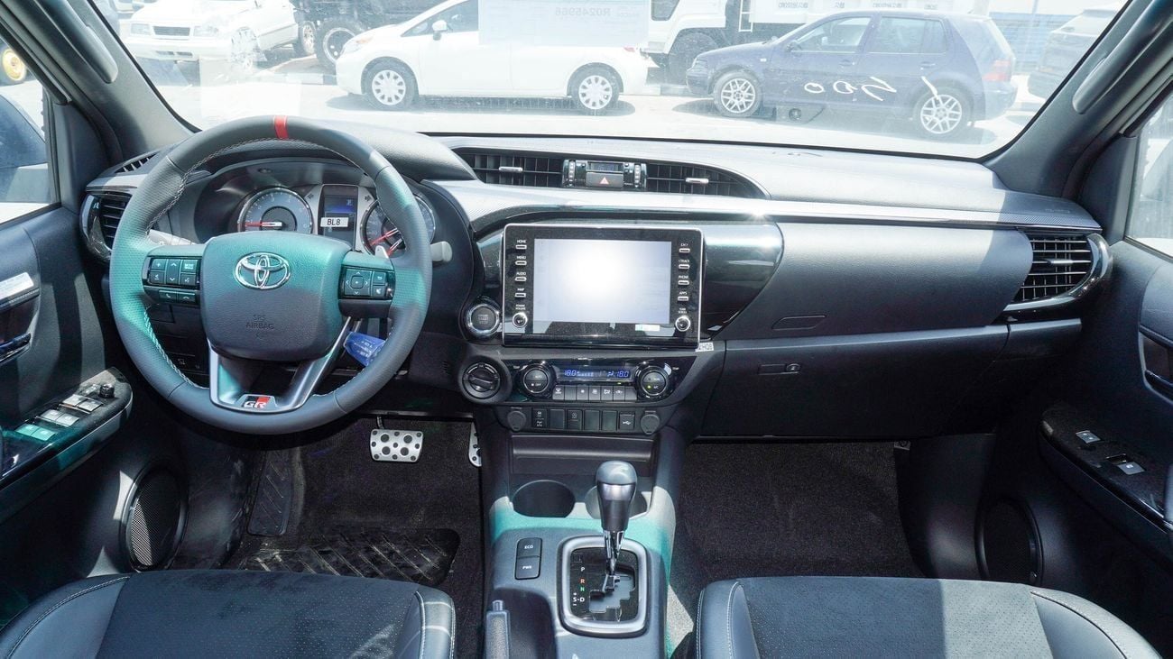Toyota Hilux GR SPORT 2.8L DIESEL