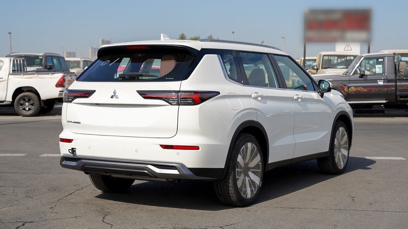 Mitsubishi Outlander Brand New 2026 Mitsubishi Outlander Premium (G08)  2.5L | 7-Seater SUV | GCC Spec | Export Only