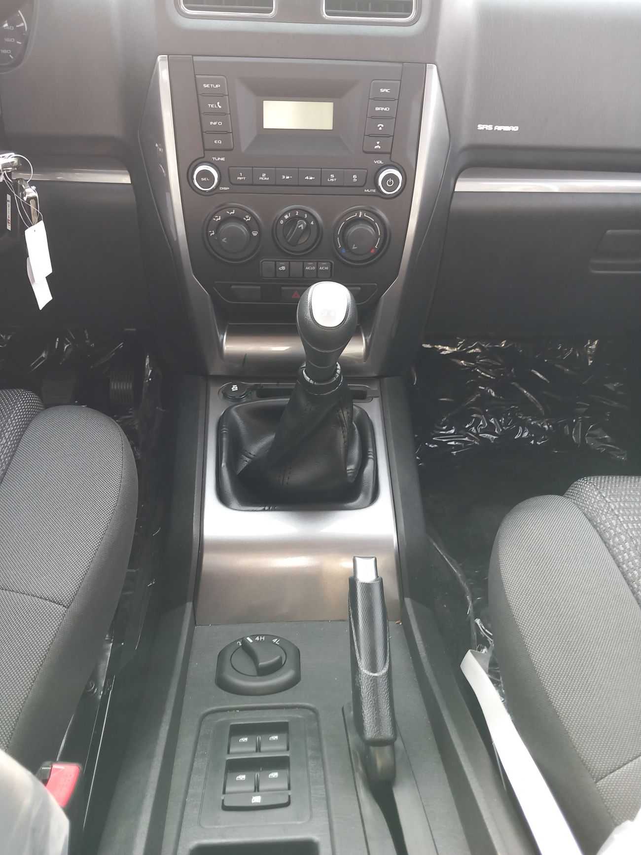 ماهيندرا سكوربيو 2.2L MHAWK TURBO DIESEL / "7" DVD SCREEN / 4WD