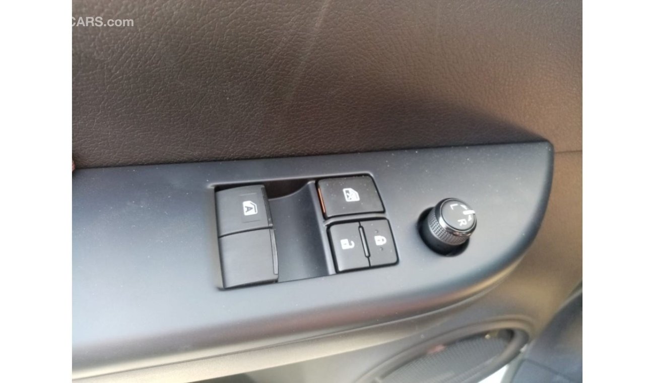 Toyota Hilux Pick up 2.4L Diesel 4X2 RWD ,,, M/T Single Cabin