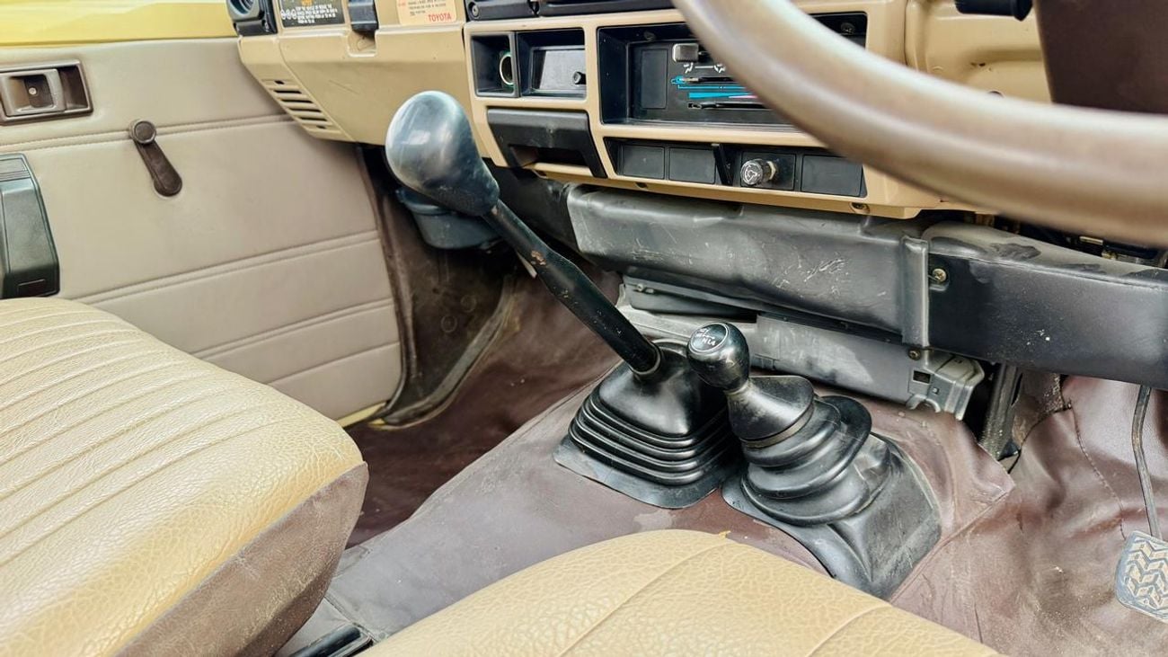 Toyota Land Cruiser Pick Up 1989| 4.0L DIESEL ENGINE | MT| RHD | BULL BAR | PREMIUM LEATHER SEATS | TOW HITCH