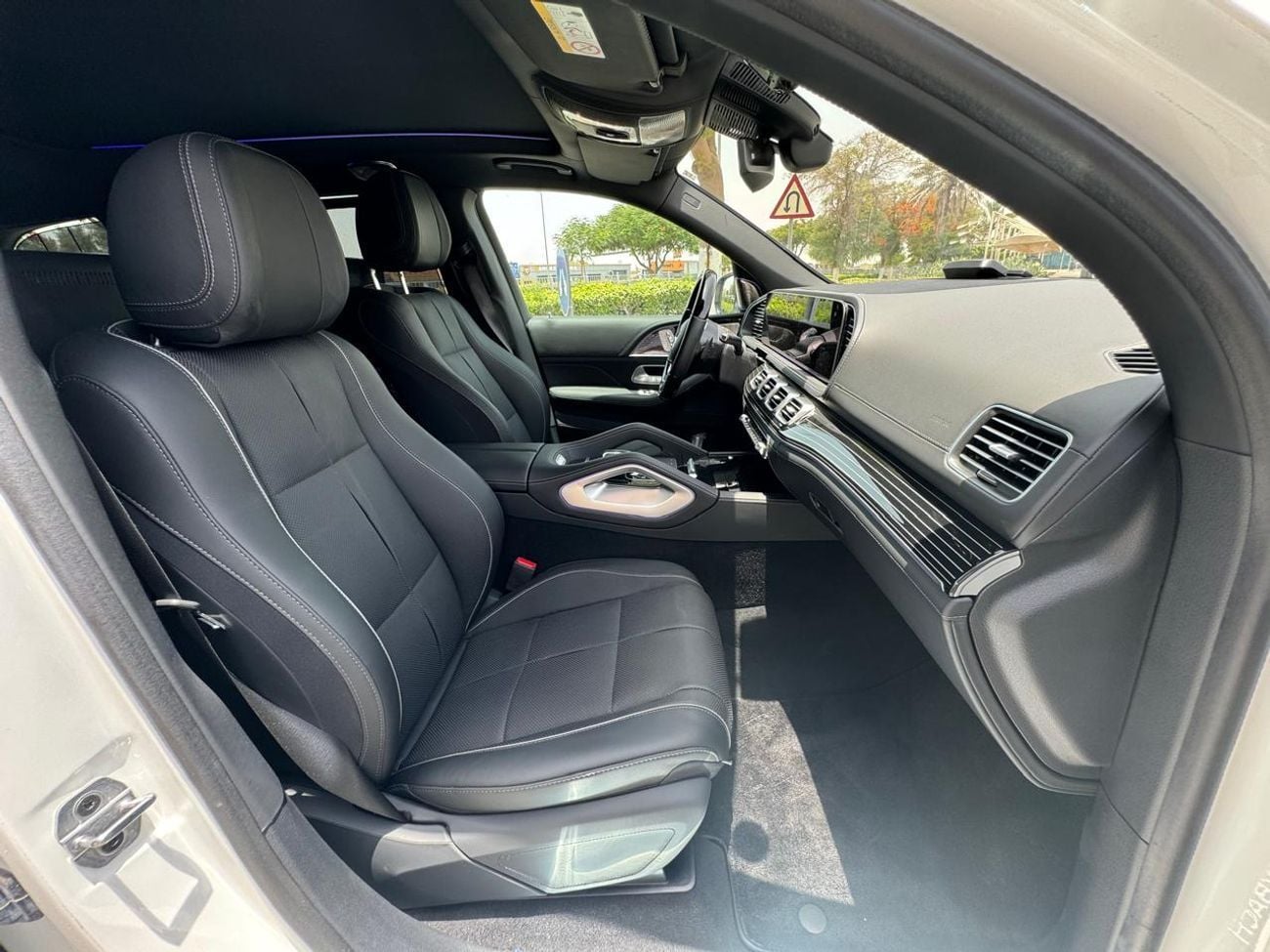 مرسيدس مايباخ gls600 مايباخ FULL OPTION MAYBACH GLS 600 2024