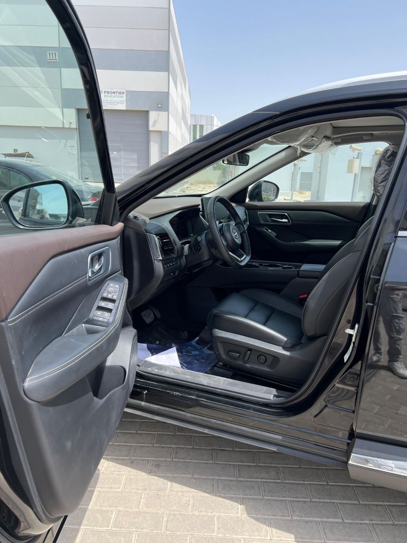 Nissan XTrail 1.5L E-POWER 4WD FLAGSHIP HYBRID(SPECIAL PRICE)