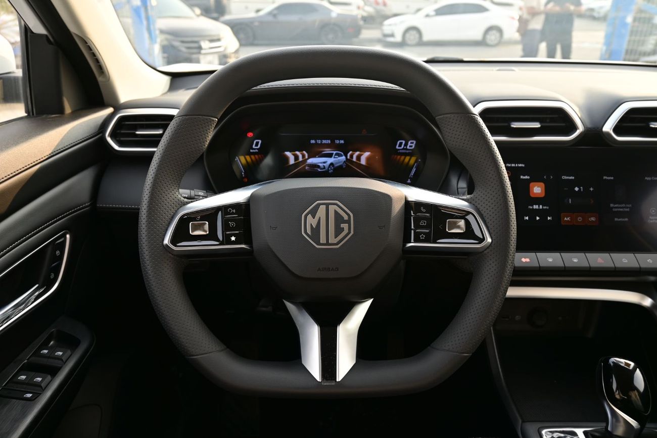 أم جي ZS MG ZS Comfort Mid Option 1.5L FWD Petrol