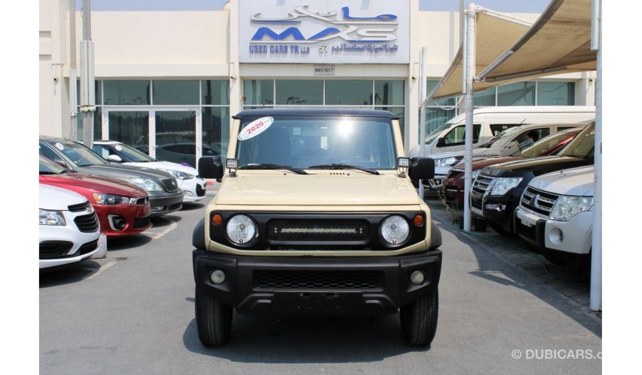 Suzuki Jimny ACCIDENTS FREE - GCC - MANUAL GEAR - CAR IS IN PERFECT CONDITION INSIDE OUT