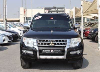 Mitsubishi Pajero GLS 3.8L Mitsubishi Pajero 2020 -GCC- Accident-free -7seats - 3.8L-V6 - KM 92000 - In excellent cond