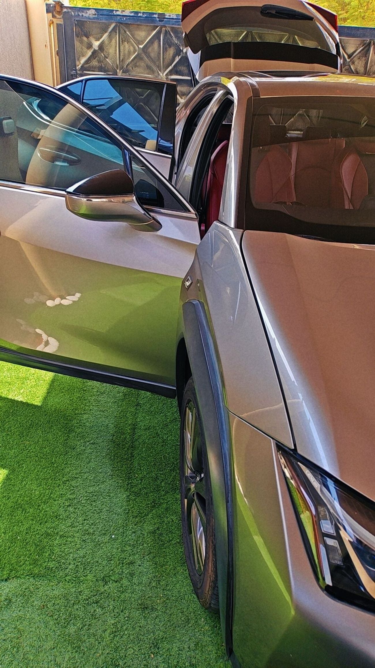 لكزس UX 200 F SPORT