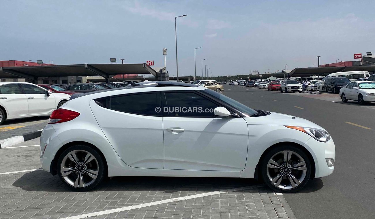 Hyundai Veloster Full option, free accident 1.6 V4