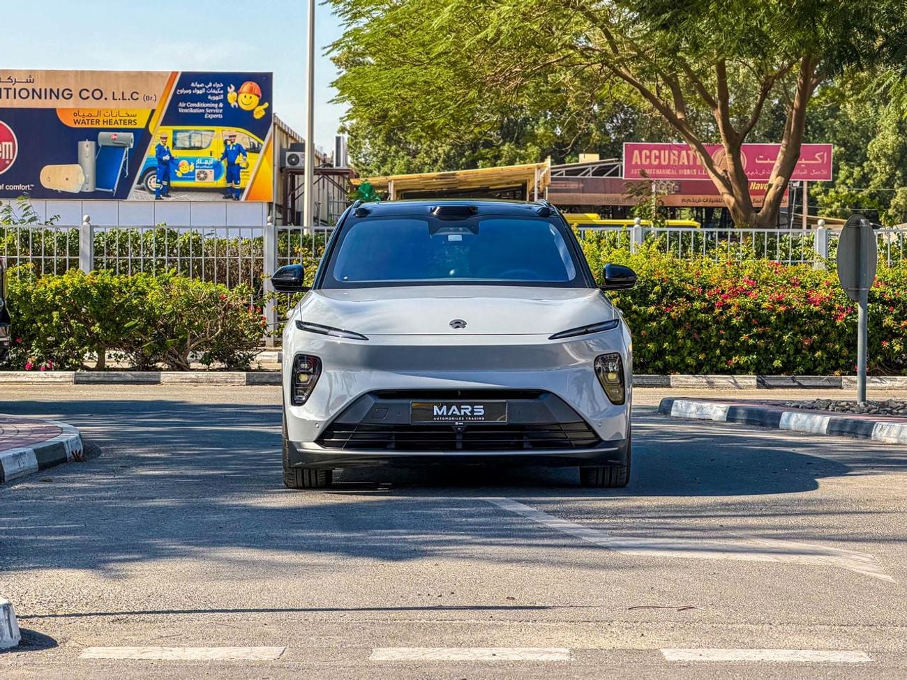 Nio EL8 2022 Used Nio EL8 | 100 kWh | 653 Hp | Law Mileage (35,000 Km)