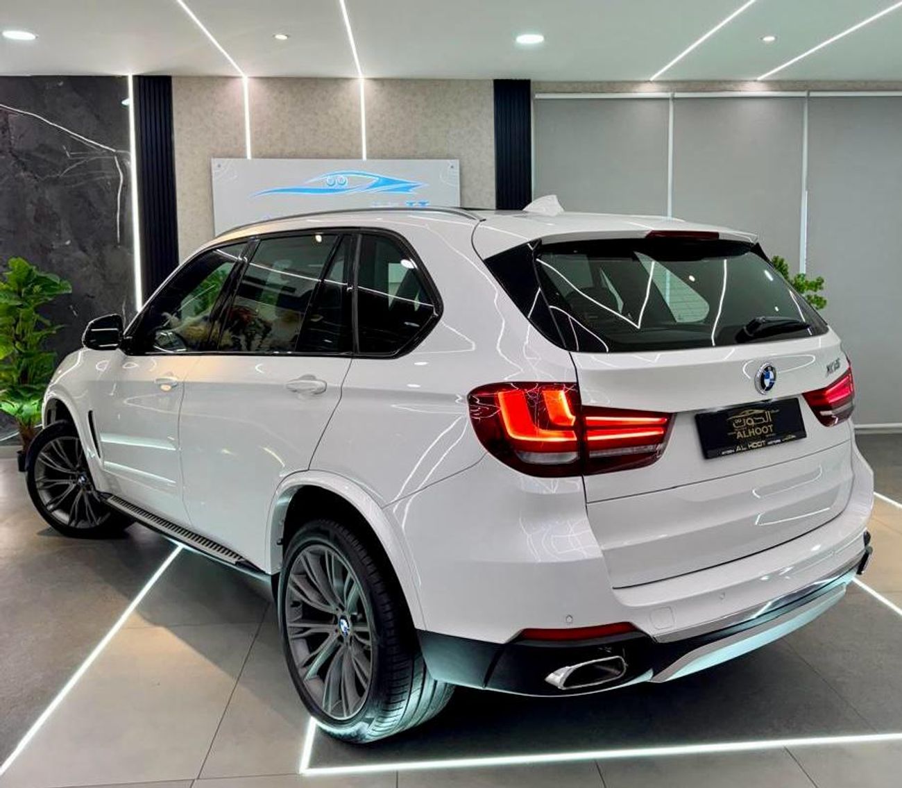 BMW X5 50i Luxury 4.4L (5 Seater) FULLY LOADED || BMW X5 XDRIVE50i || GCC SPECS || ACCIDENT FREE || SINGLE 