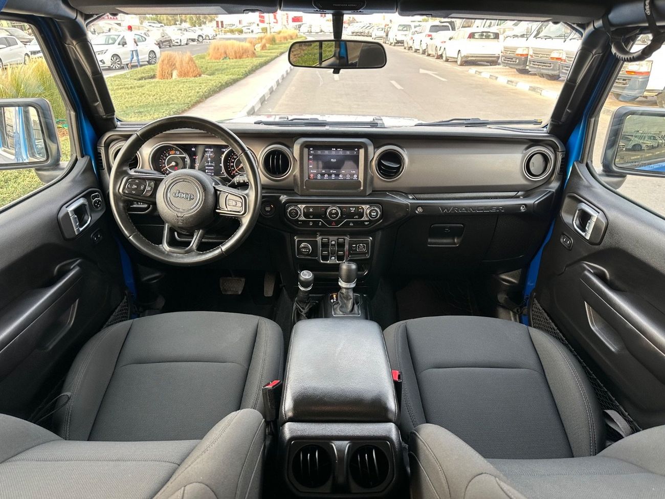 Jeep Wrangler Unlimited Sport S 2.0L A/T Unlimited Sport  2.0L Full Option