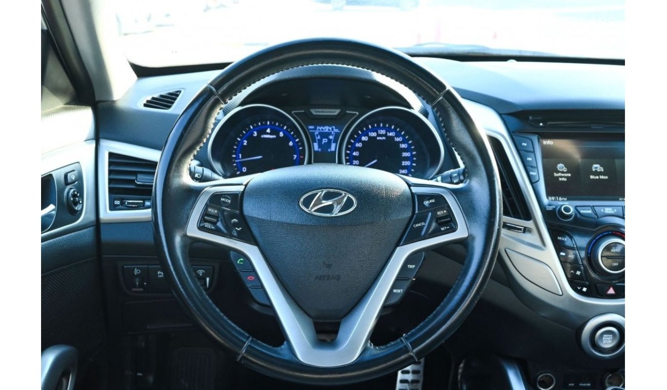 Hyundai Veloster GLS AED 1,463/month | 2015 | HYUNDAI VELOSTER | GCC SPECS | H05058