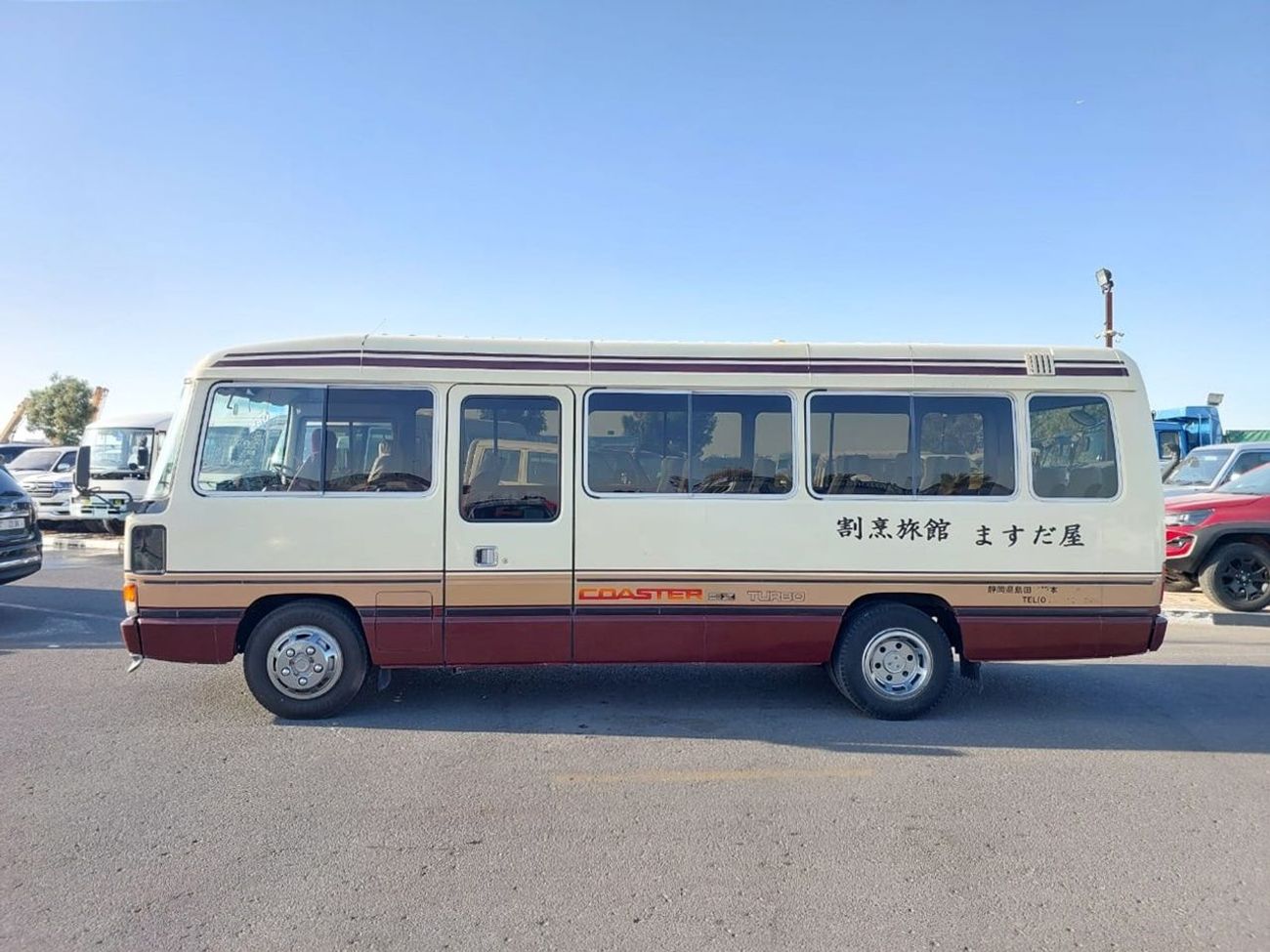 Toyota Coaster TOYOTA COASTER BUS RHD 1986 MODEL 4.0 L DIESEL MANUAL(PM00581)