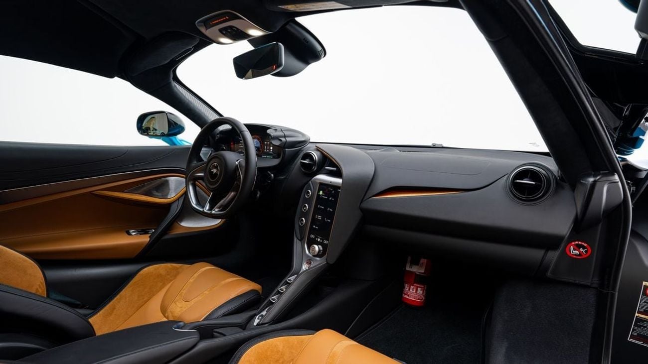 مكلارين 750S 2024 - GCC - Under Warranty