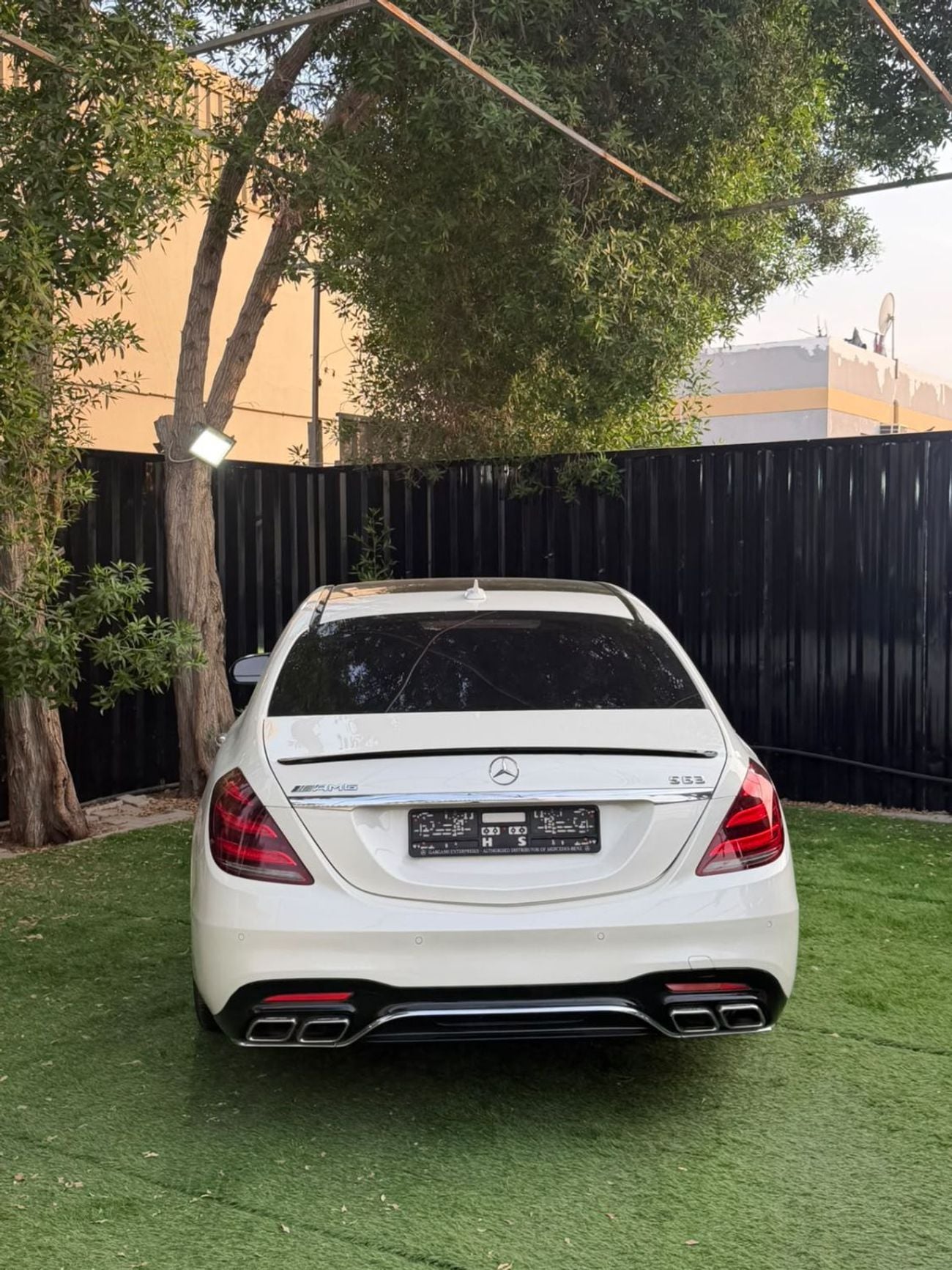 Mercedes Benz S63 AMG STANDARD