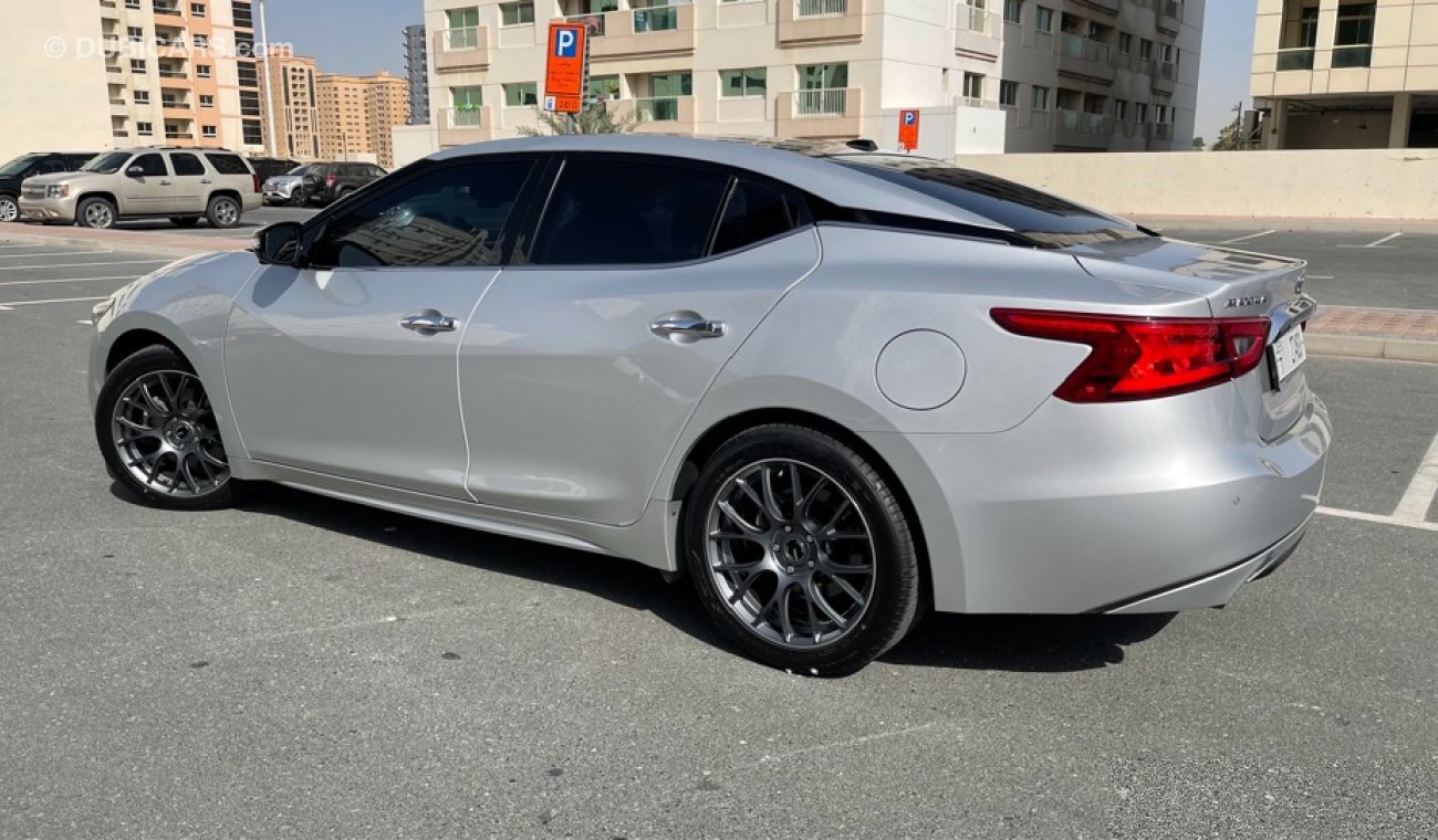 Nissan Maxima Platinum