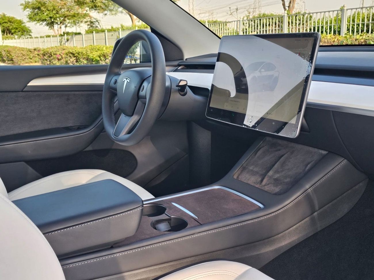 تسلا موديل Y Performance (AWD)