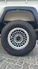 Toyota Land Cruiser GXL with upgrade face