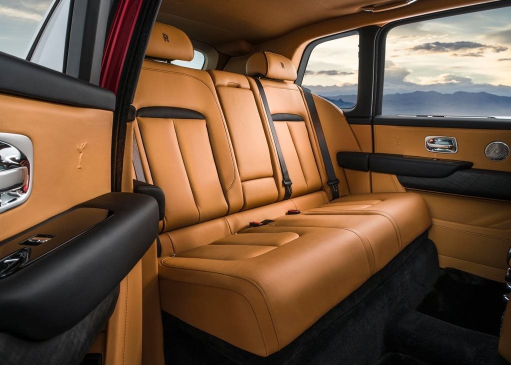 Rolls-Royce Cullinan interior - Rear Seats