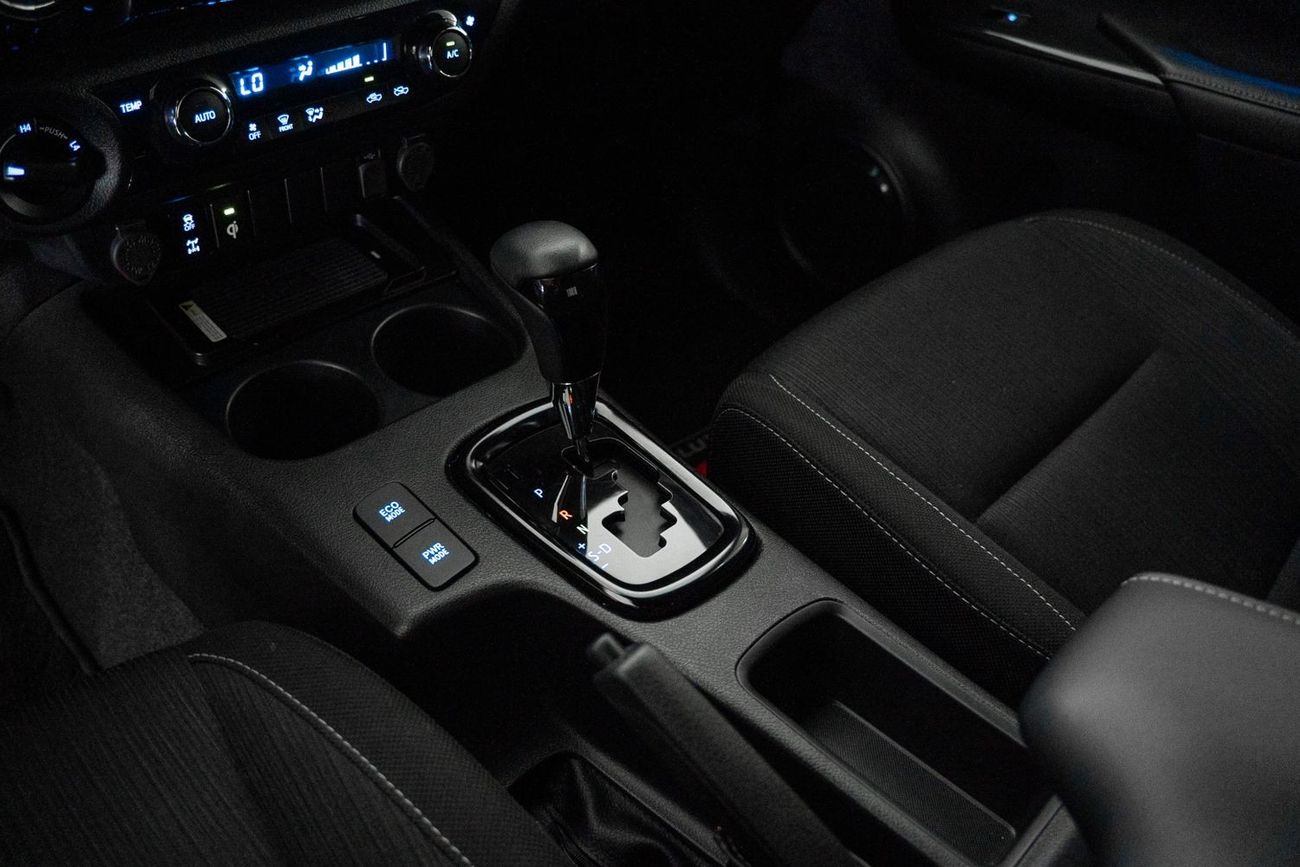 Toyota Hilux 2021 Toyota Hilux Adventure X / Toyota Warranty