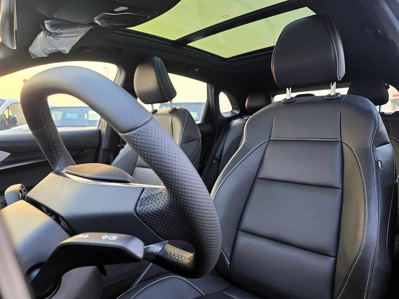 MG One MG One 1.5 LUX SUV FWD 5Doors Black Color 2024