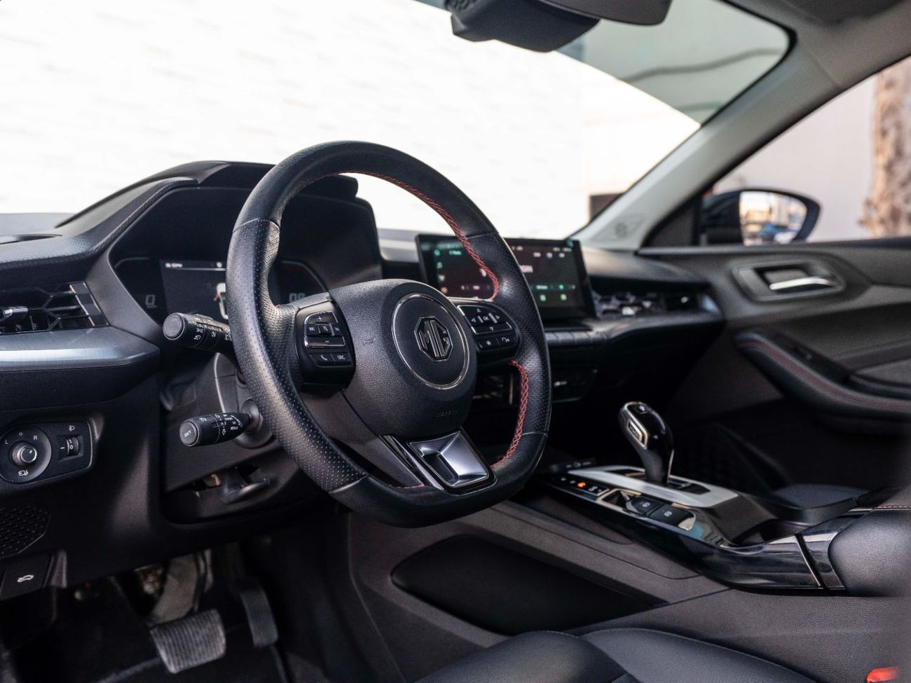 Used MG GT Luxury 2023 for sale in Dubai - 858192