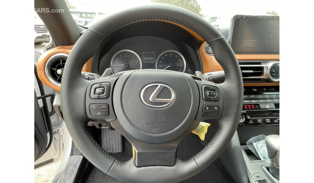 لكزس IS 300 LEXUS IS 300 2021 MODEL، 2.0L، WHITE WIT BEIGE، عجلات مصنوعة من الجلد للتصدير والتسجيل المحلي