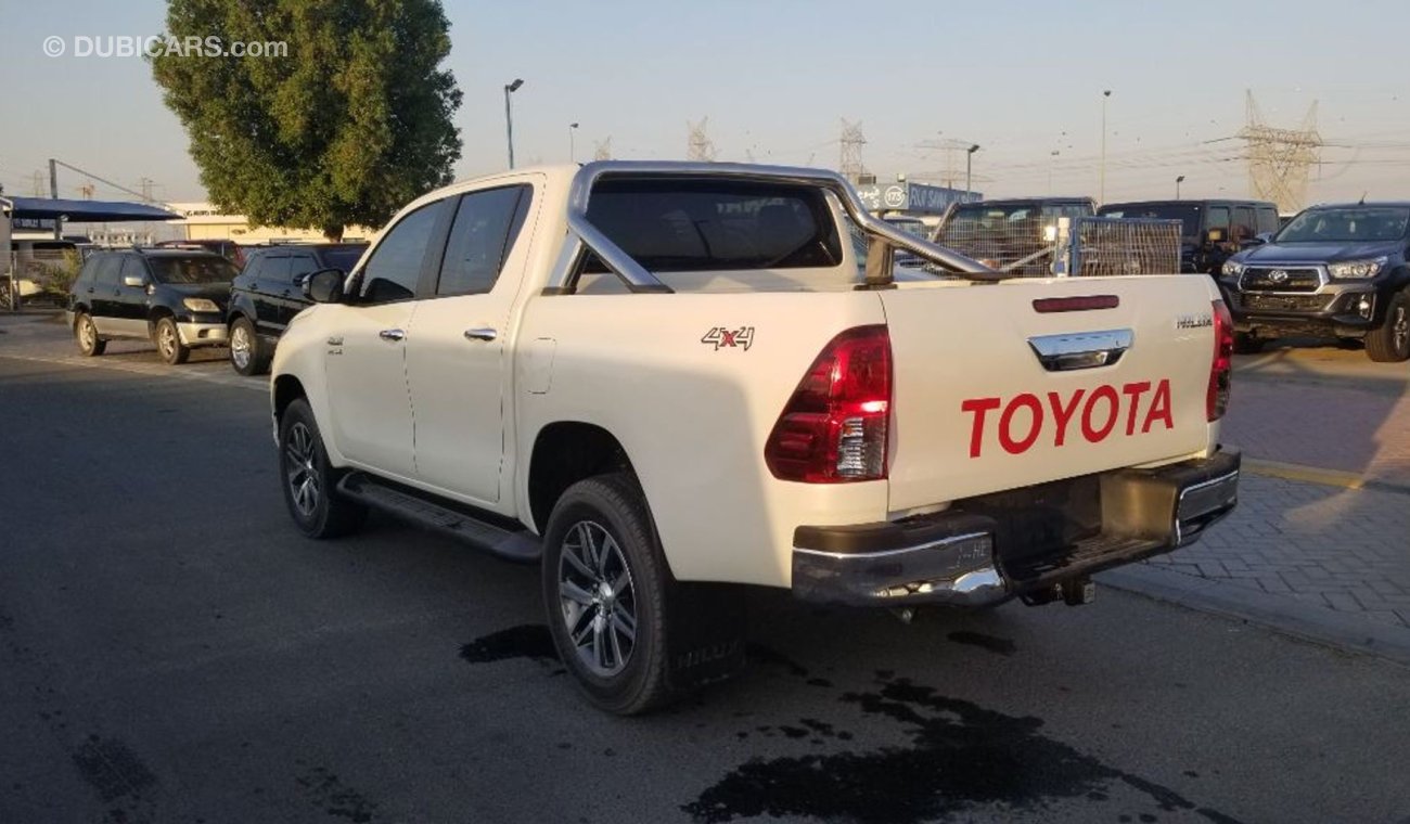 Toyota Hilux SR5 AUTOMATIC ELECTRIC SEATS push start diesel   perfect inside and out side