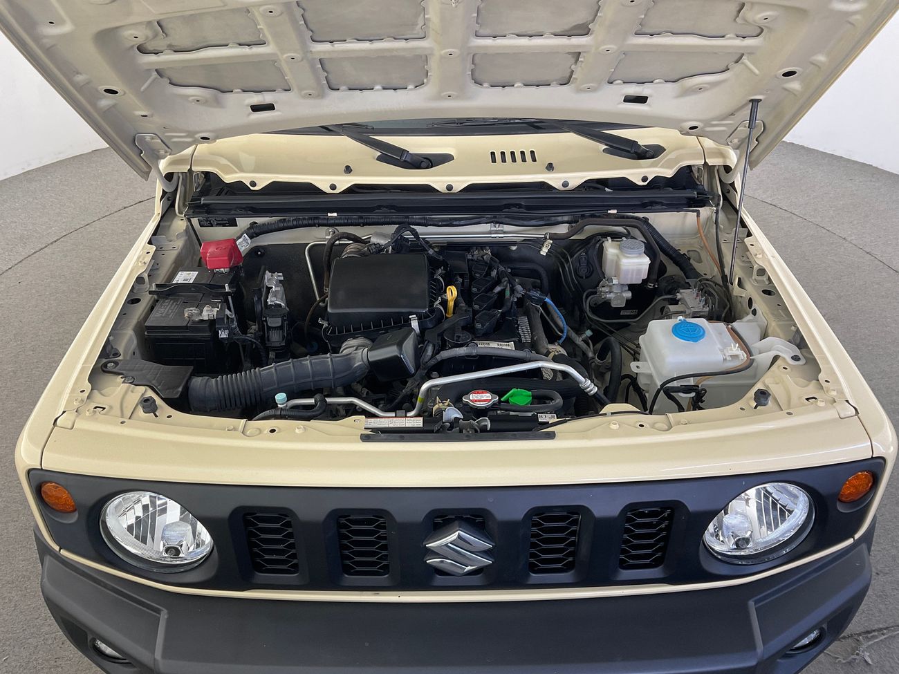 سوزوكي جيمني GL | شامل الضمان | 0 ﺪﻔﻋﺓ ﺃﻮﻟﻯ