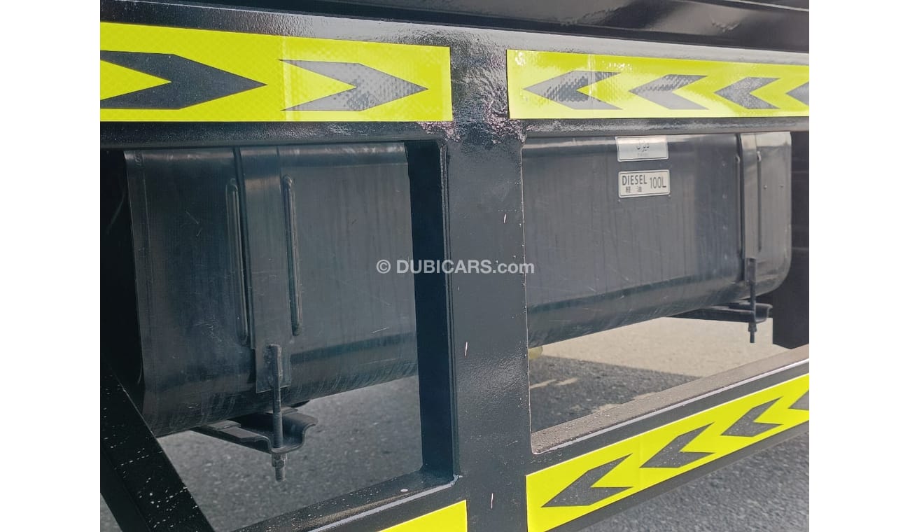 Mitsubishi Fuso Canter RECOVERY, 4.2L Diesel, (CODE # 9172), Quantity available