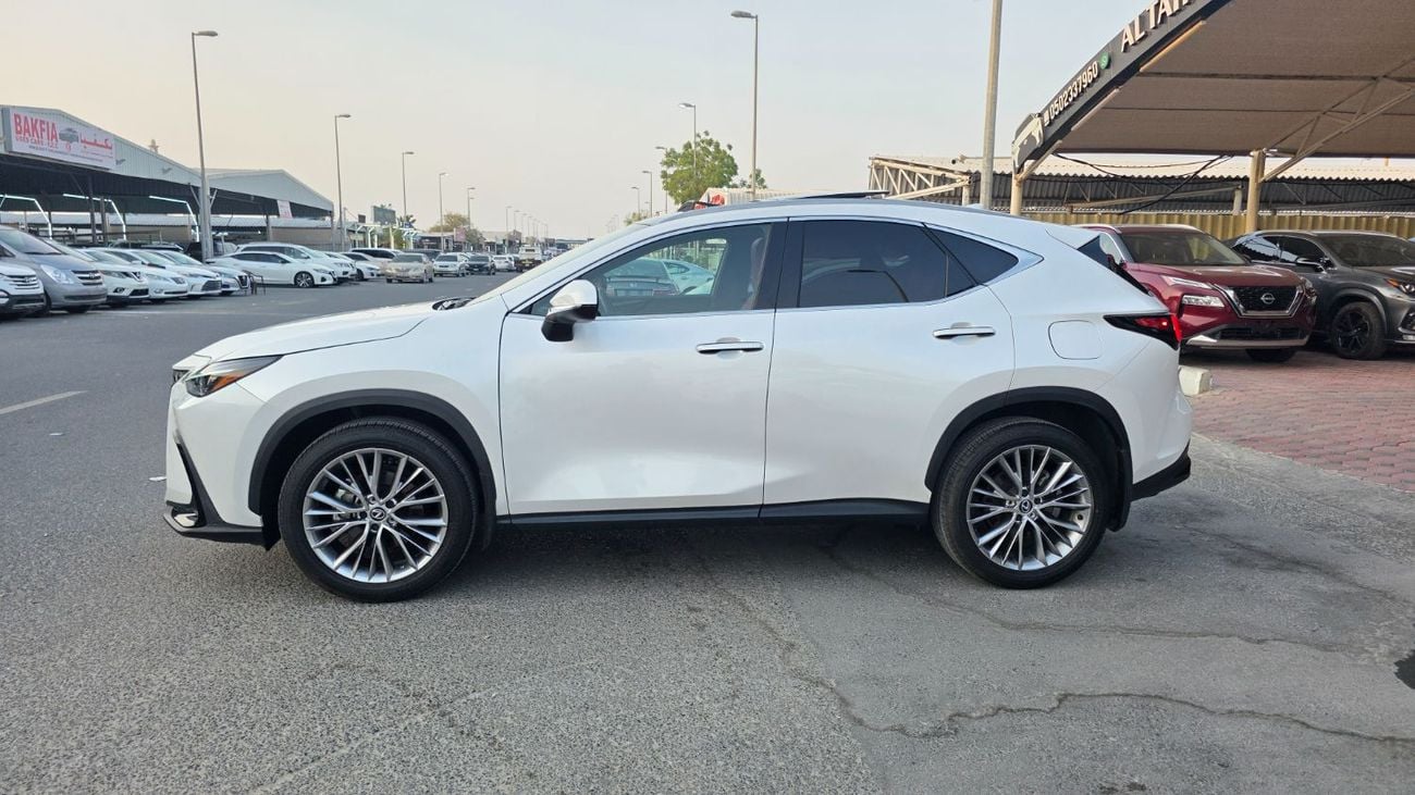 Lexus NX350 PREMIUM (NON GCC)