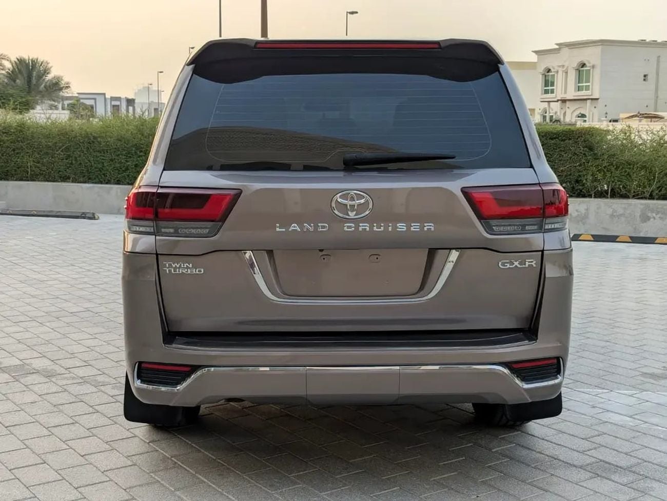 Toyota Land Cruiser GXR Facelifted 2025 GCC Specs - Interior and Exterior Excellent Condition