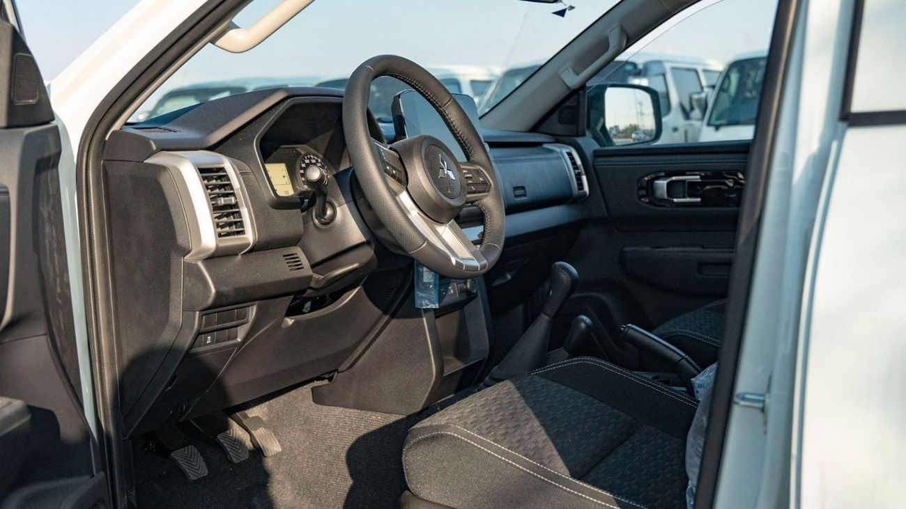 Mitsubishi L200 MITSHUBISHI L200 2.4L PETROL 2024 MODEL YEAR MANUAL TRANSMISSION