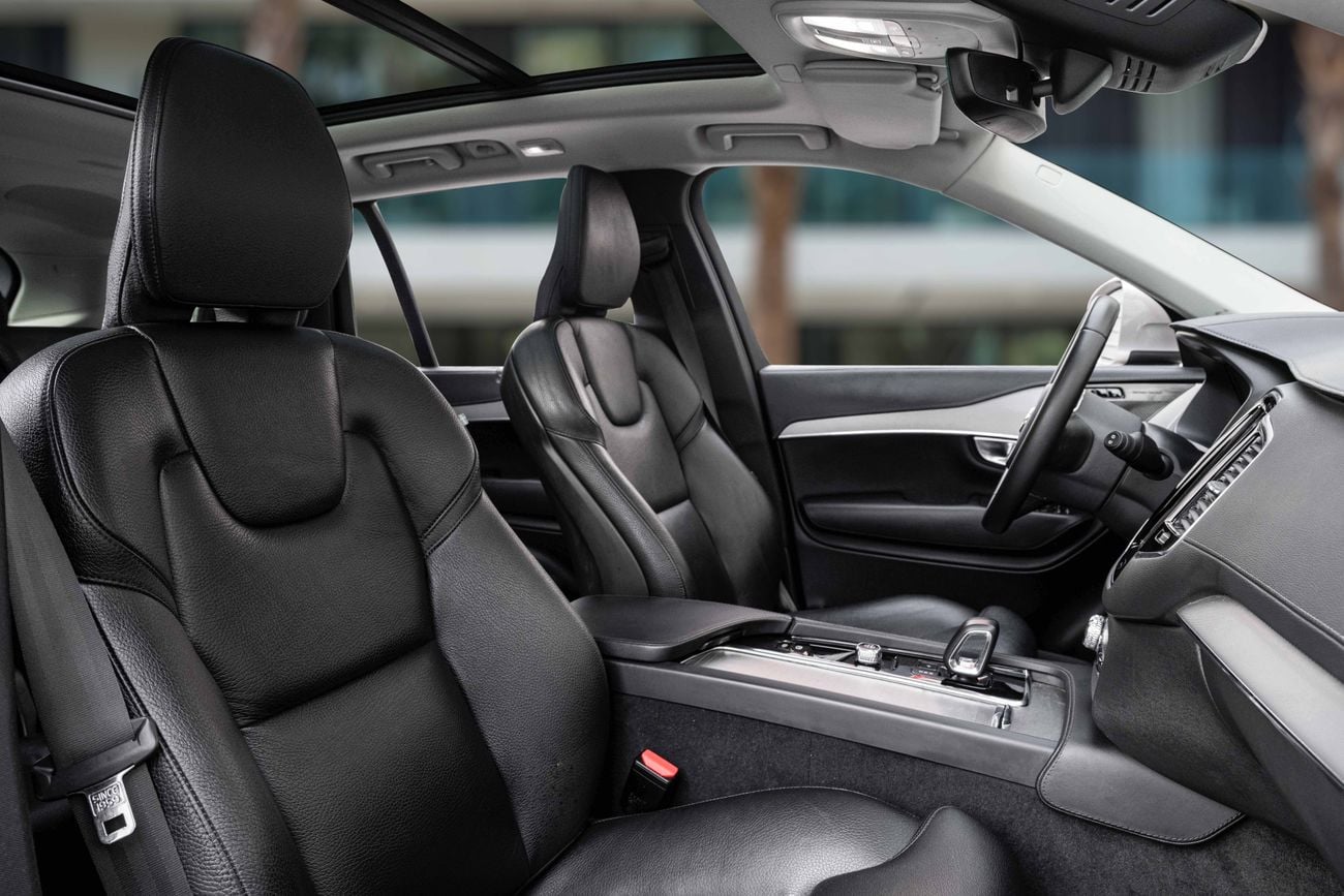 Volvo XC90 XC90 B5 Plus Bright | 2,860 P.M | 0% Downpayment | Warranty 2028!