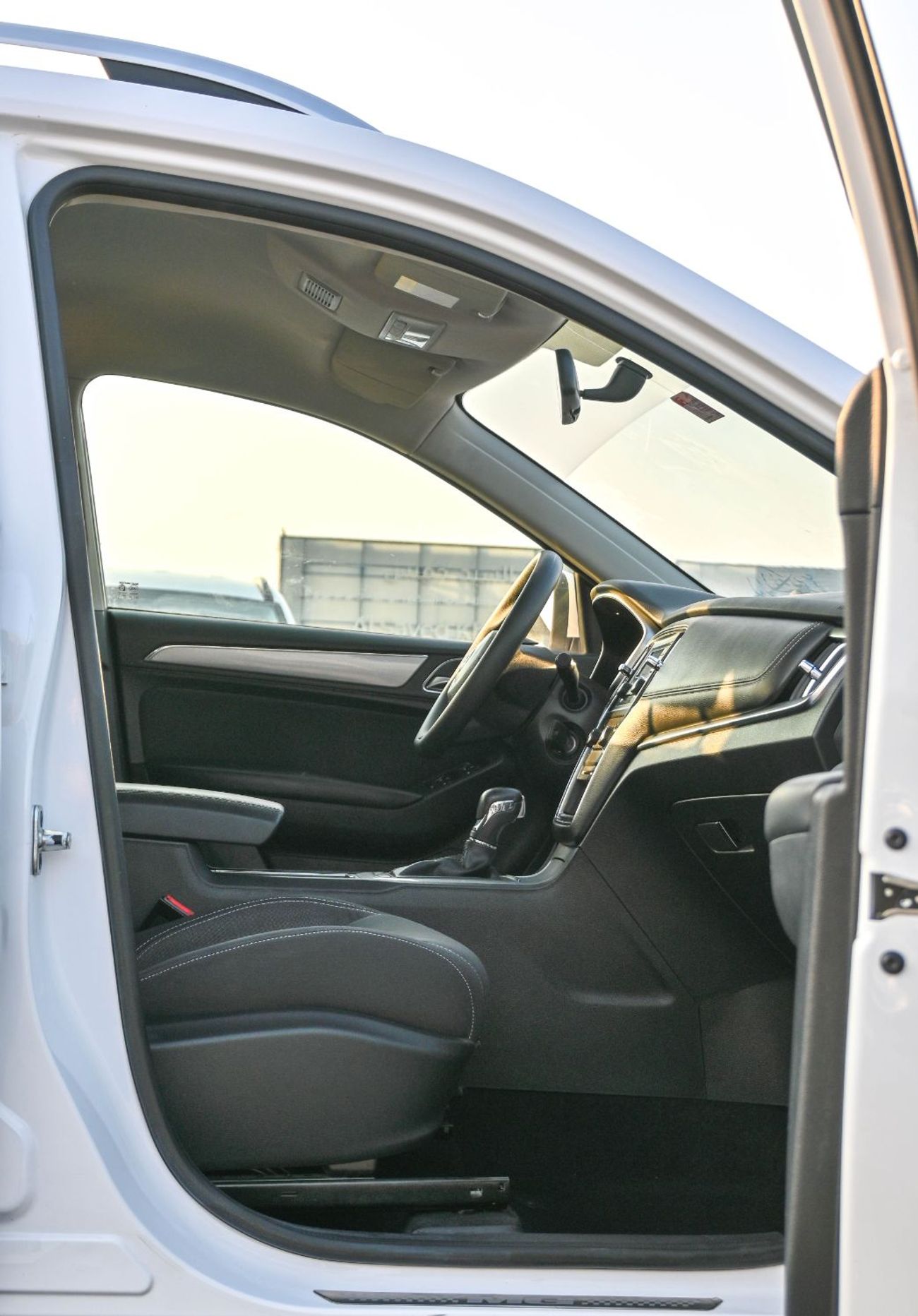 MG RX5 MG RX_5 GCC 2023 IN EXCELLENT CONDITION