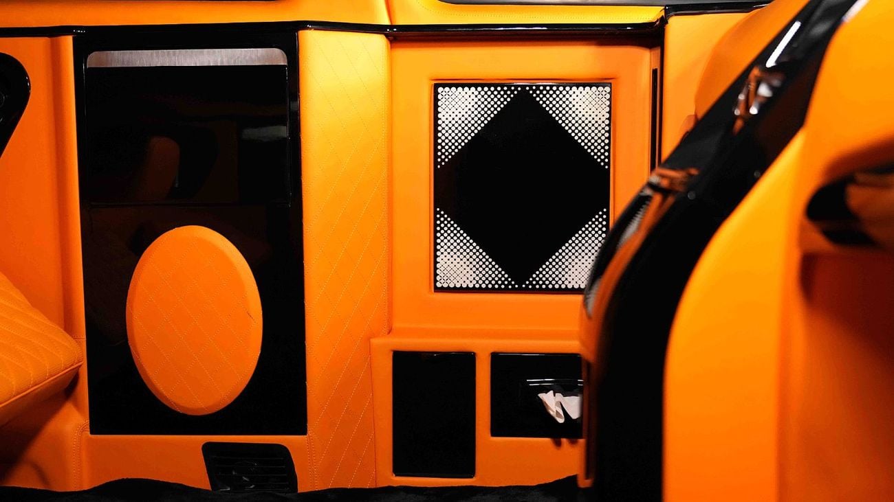 Mercedes-Benz V 300 | NEGOTIABLE PRICE | V CLASS EXTRA LONG WHEELBASE | MAYBACH KIT | NEW