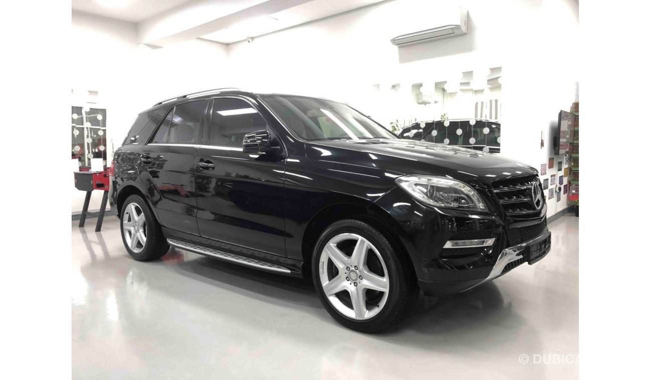 مرسيدس بنز ML 350 SUPER CLEAN CAR LOW MILEAGE AMG KIT