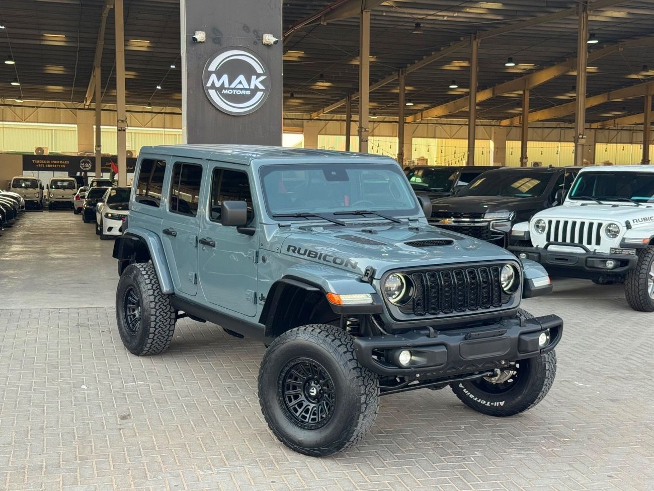 Jeep Wrangler V6 WILLYS / ADJUSTABLE SUSPENSIONS / AXLE LOCKER / BIG SCREEN