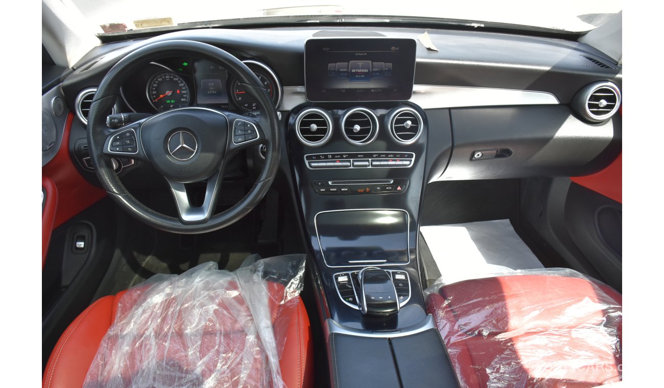 Mercedes-Benz C 300 Coupe / With Warranty