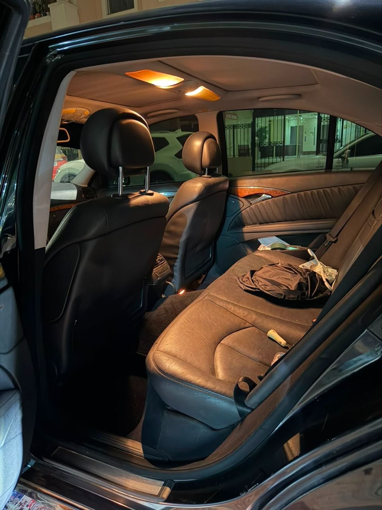 مرسيدس بنز E 280 STANDARD