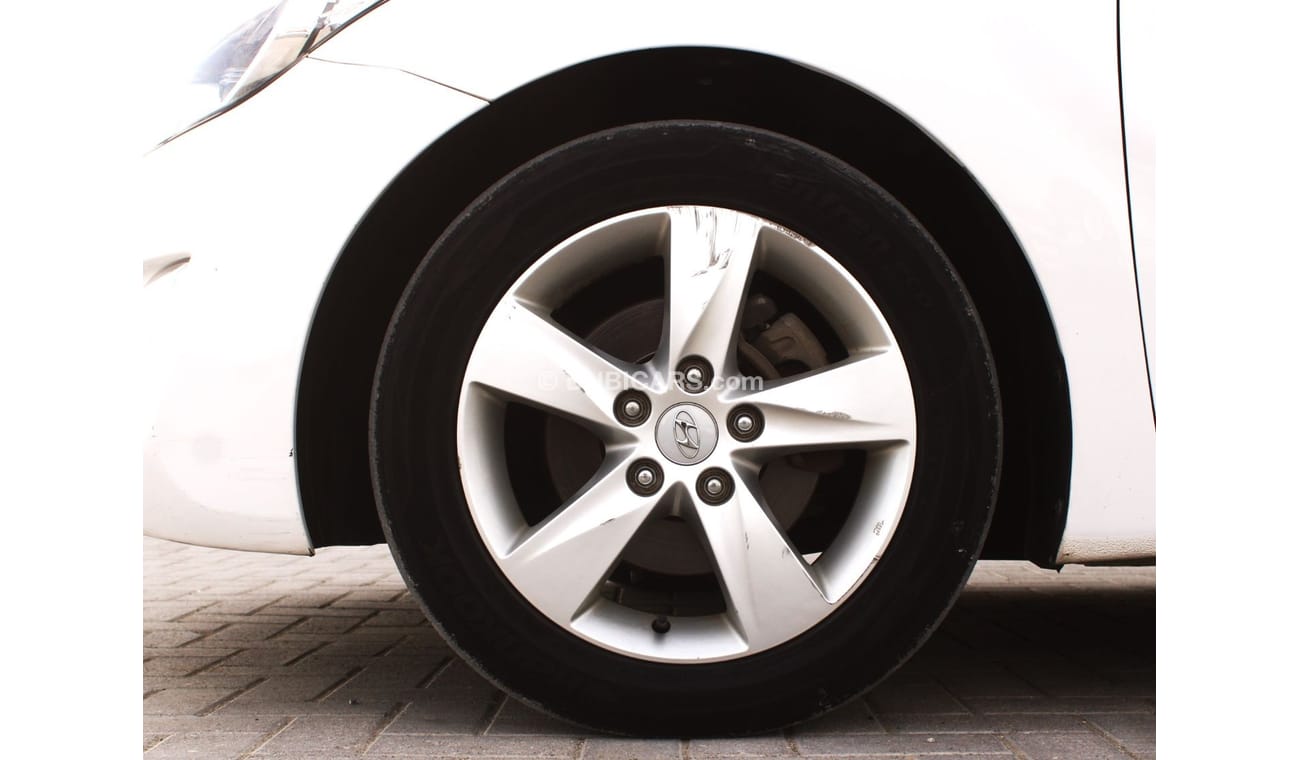 هيونداي افانتي هيونداي افانتي 2012 بحالة ممتازة وارد كوريا اوراق جمارك بدون حوادث